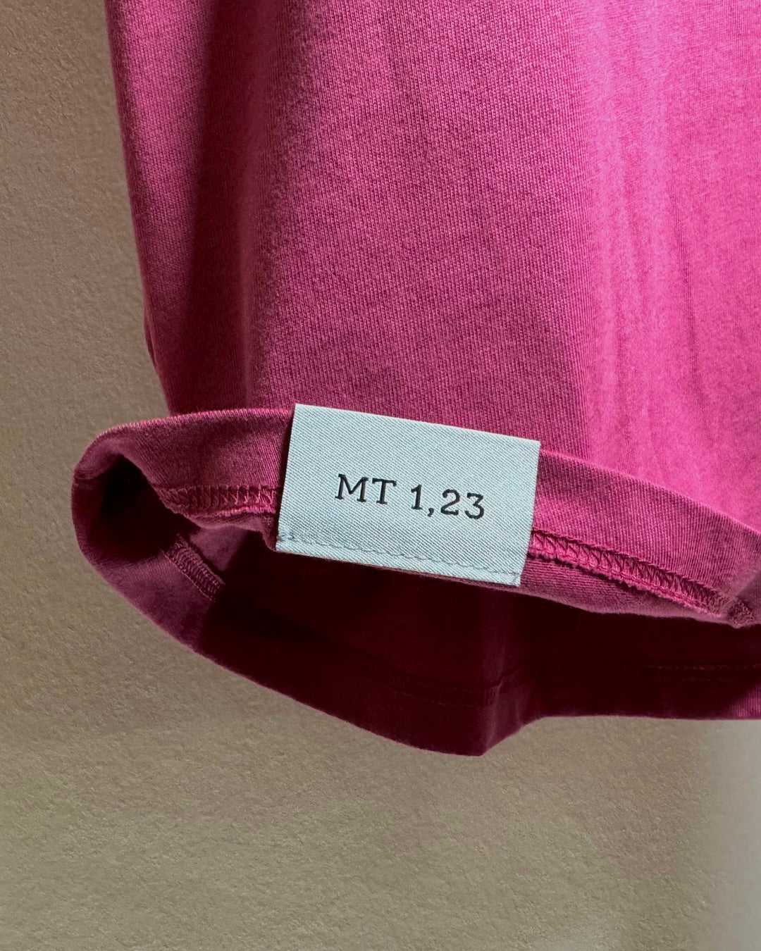 JUS | Ladies Tee - berry